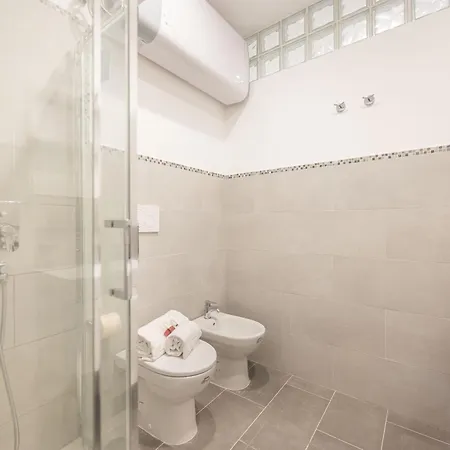 Casa Luna - Vicino Stazione Dei Treni Apartment *
