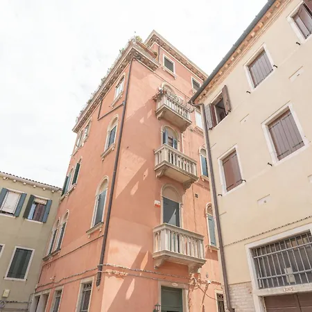 Casa Luna - Vicino Stazione Dei Treni Apartment *